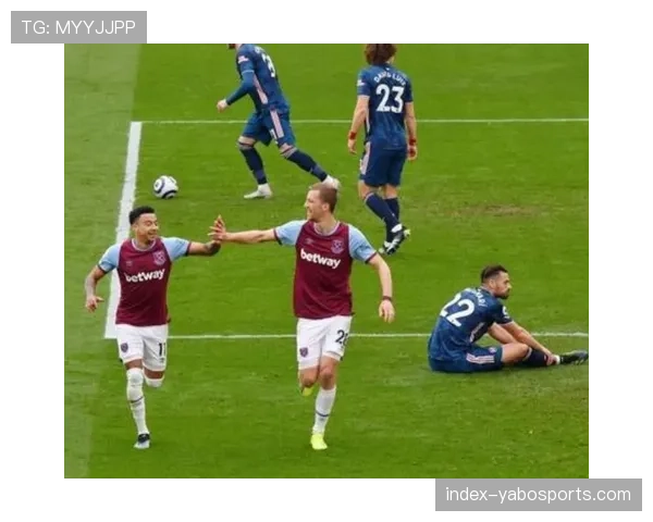 西汉姆联二比三惜败维拉 两度领先却被逆转保级路艰难